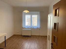 Pronájem bytu 1+1/T, 53 m2, Praha 4, po rekonstrukci, nezařízený