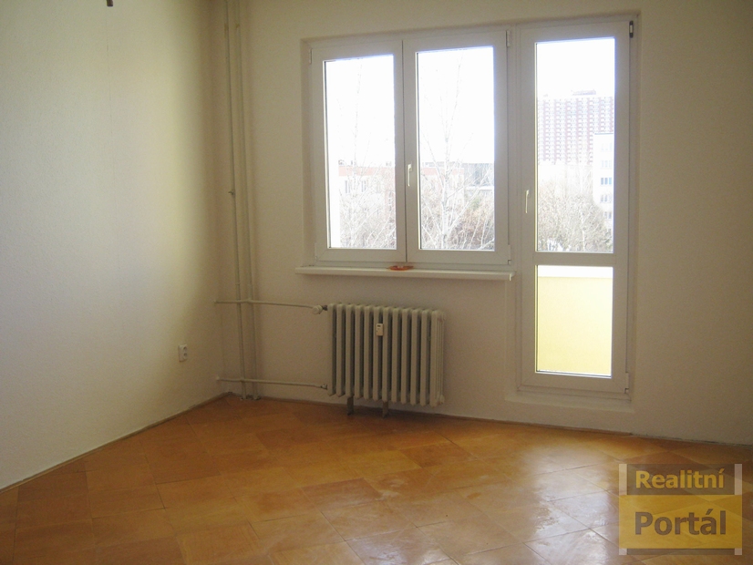 Prodej bytu v Praze, byt 2+1/B, 55m2, standart, Praha 10, neza��zen�, dru�stevn� vl.