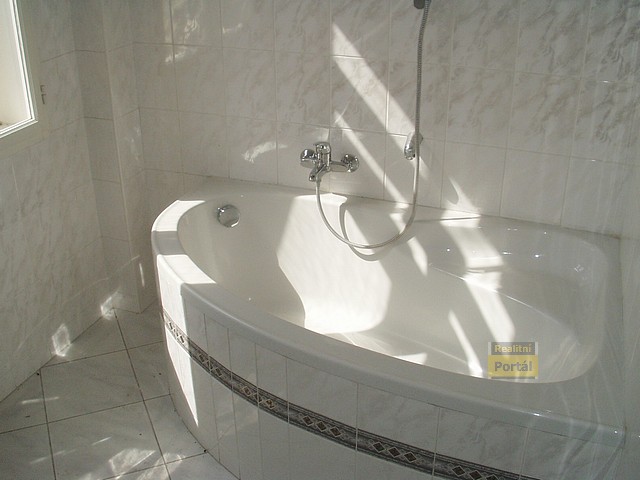 Klikn�te pros�m pro detail inzer�tu
