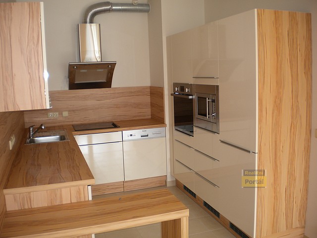 Klikn�te pros�m pro detail inzer�tu
