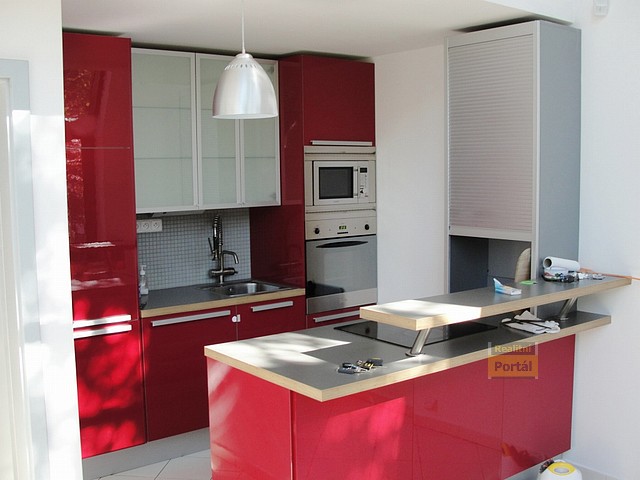 Klikn�te pros�m pro detail inzer�tu