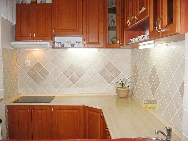 Klikn�te pros�m pro detail inzer�tu