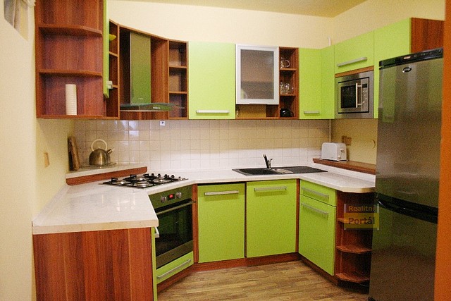 pro detail zak�zky - klikn�te