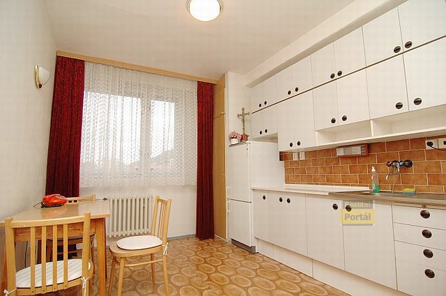 pro detail zak�zky - klikn�te