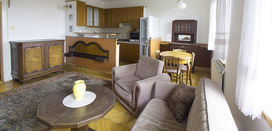 Pronájem bytu 3+kk, 83m2, Praha 3 Vinohrady, po rekonstrukci, zařízený