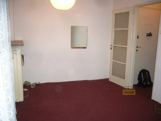 Pron�jem bytu v Praze, byt 1+kk/B, 20m2, Praha 1, po �prav�ch, neza��zen�