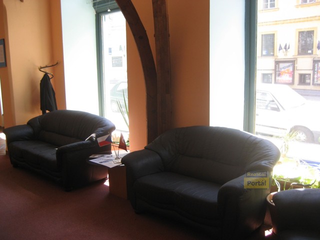 Pron�jem kancel��� v Praze, 250m2, Praha 1, po �prav�ch, ��ste�n� za��zen�