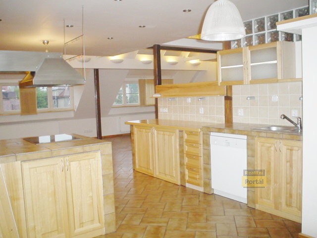 pro detail zak�zky - klikn�te