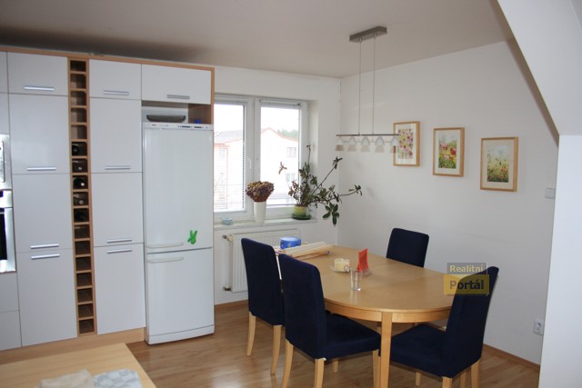 pro detail zak�zky - klikn�te