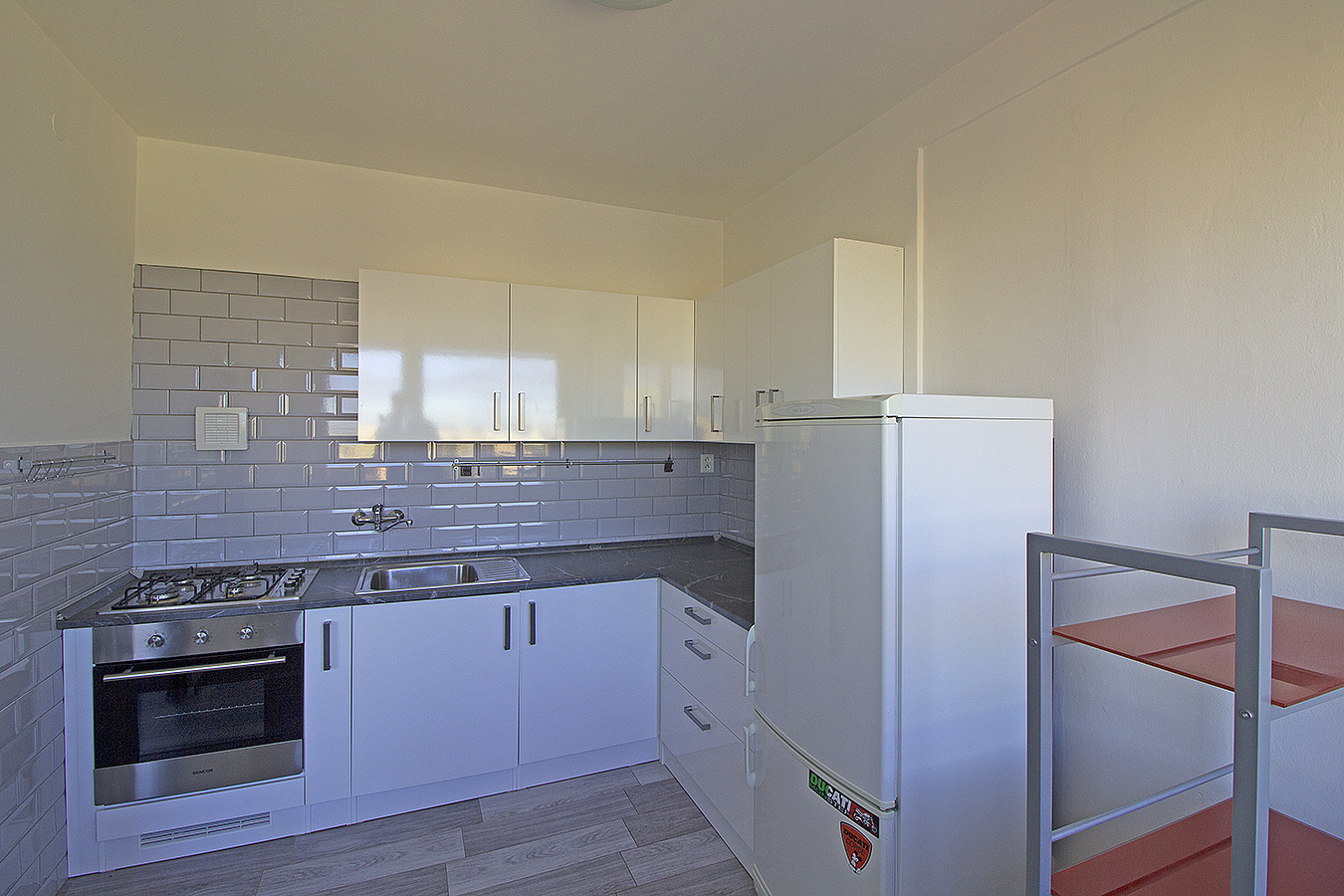pro detail zak�zky - klikn�te