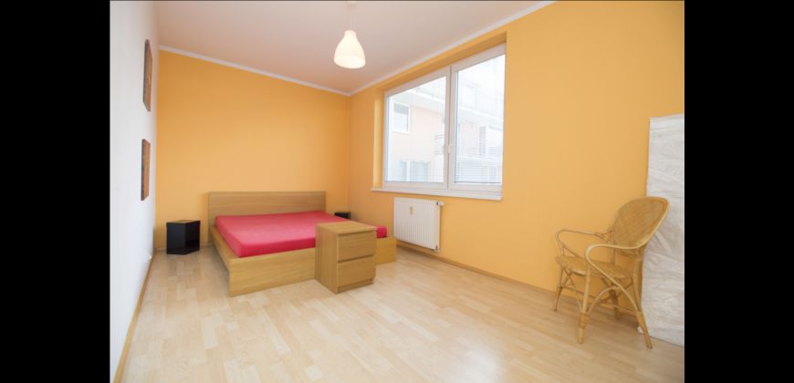 Pronájem bytu P10 - Horní Měcholupy, 2+kk/T, 66m2, Praha 10, nový, zařízený, parkovací místo